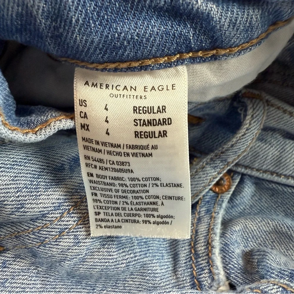 American Eagle Women's‎ Jeans 90's Bootcut Mid Rise Size 4 Regular Distressed